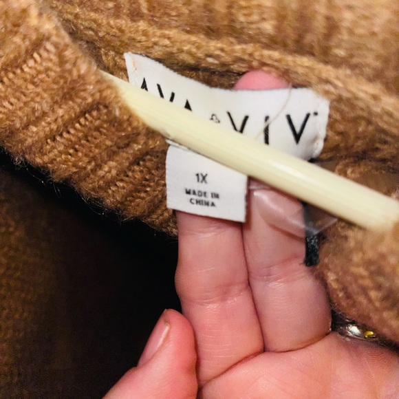 NWT Cardigan Plus Size Sweater Ava & Viv - Picture 6 of 7